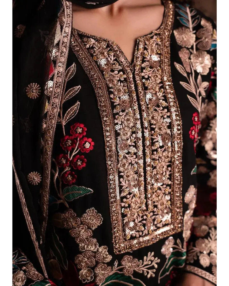 3pc Rang Rasiya Velvet Embroidered Unstitched